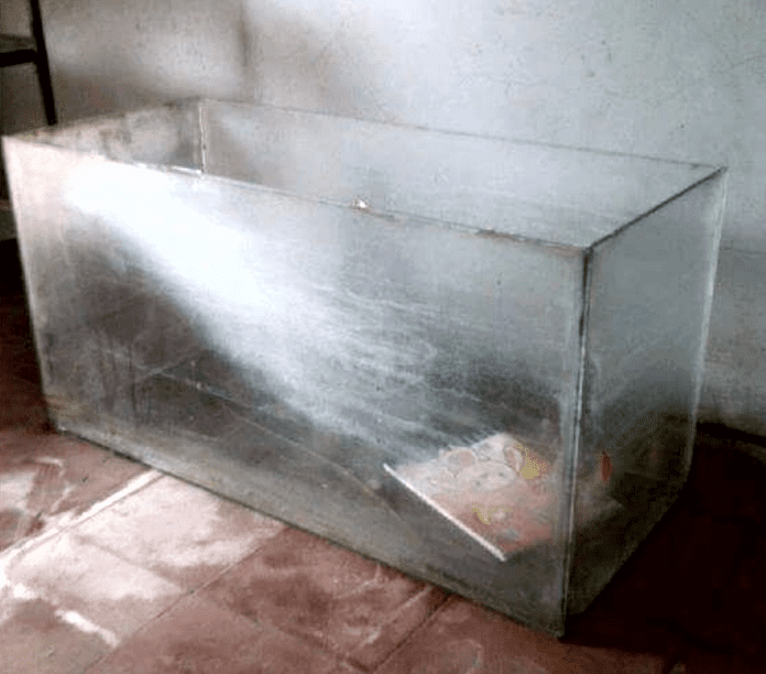 Cara Membersihkan Kaca Aquarium